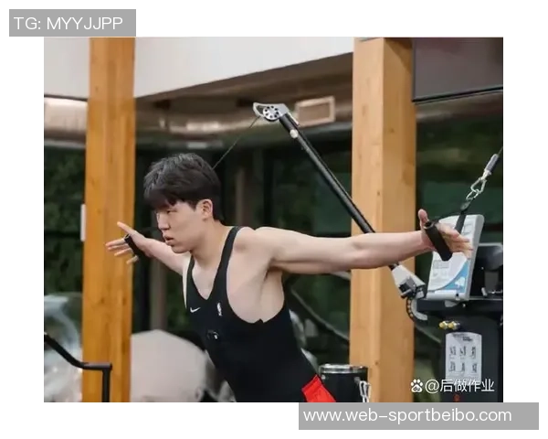 杨瀚森分享克里斯哥哥的努力生活每天早起一小时自学英语与妻子视频通话 杨瀚森分享克里斯哥哥的努力生活每天早起一小时自学英语与妻子视频通话